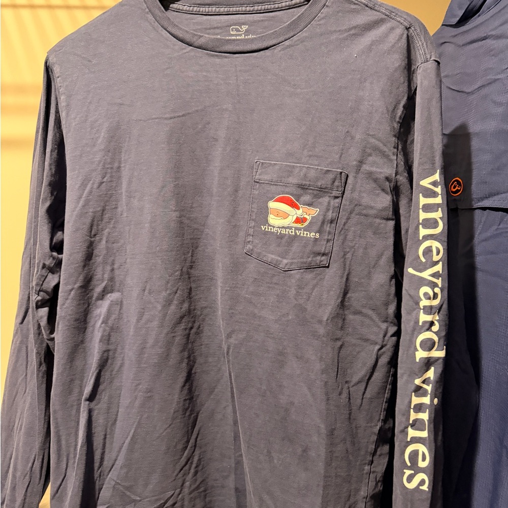 Vineyard Vines Men's 2017 Christmas Long Sleeve Tee